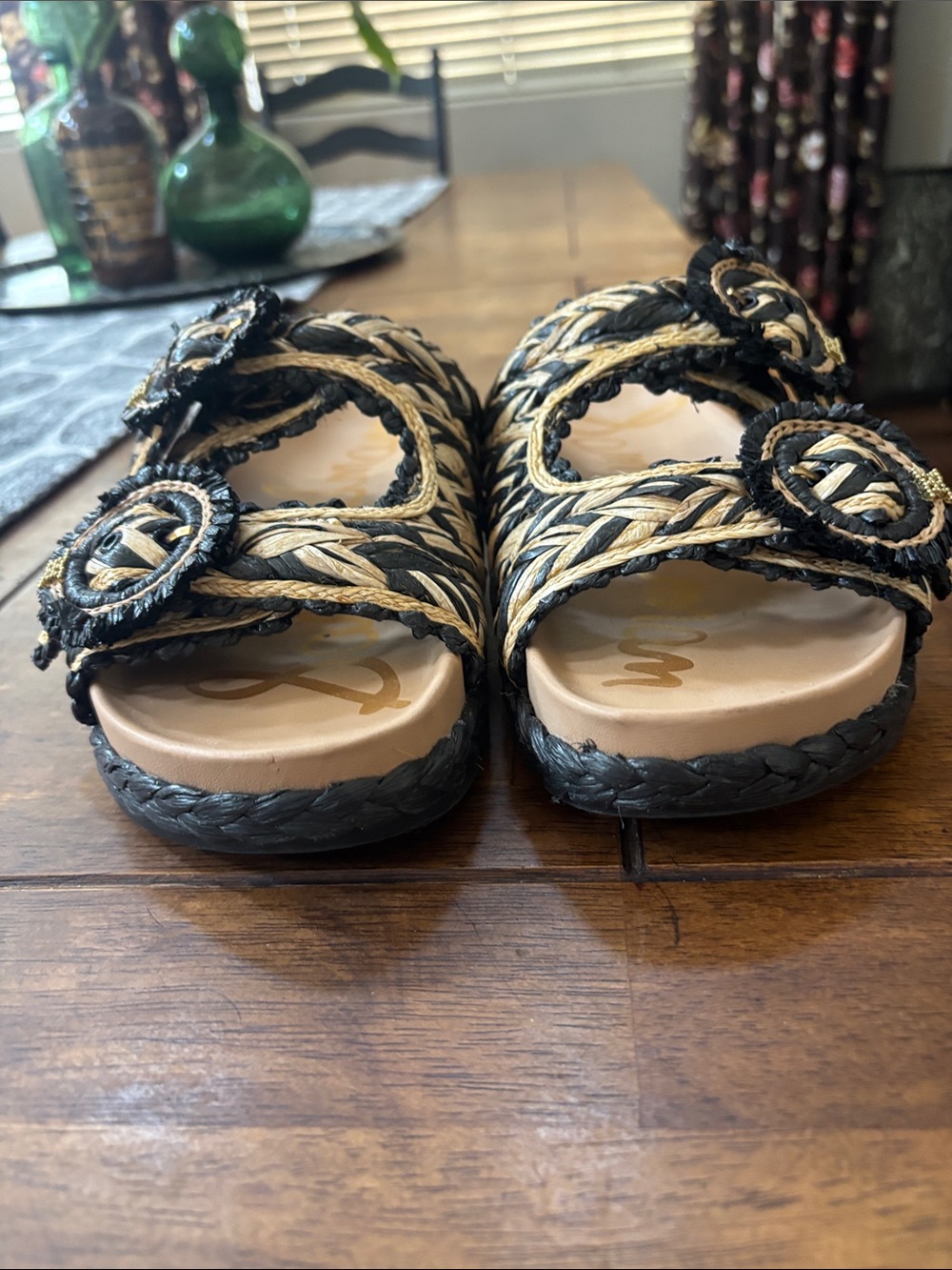 New Sam Edelman Black and Natural Woven Double-Buckle Slide Sandals - Picture 5 of 7